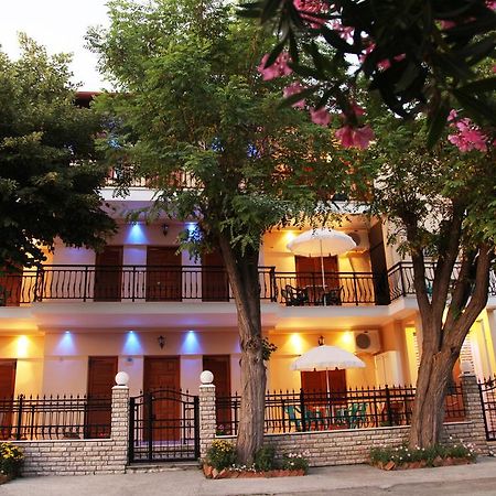 Vasiliki Apartments Platamónasz Kültér fotó